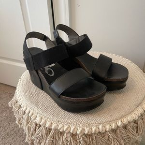 OTBT BUNSHELL WEDGE SANDALS